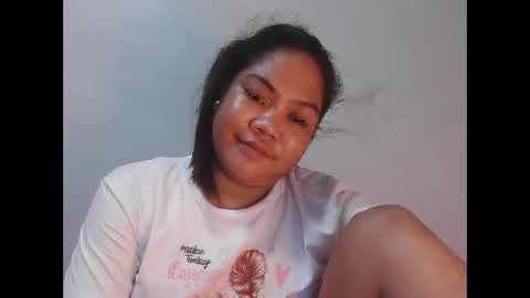 Snapshot of pretty_jewel05 chatting on 09-11-25, 11:21 pretty_jewel05 online show from 09-11-25, 11:21