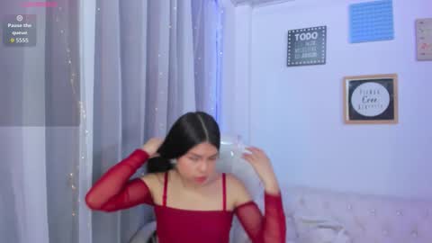 pretty online show from 10-23-25, 12:04