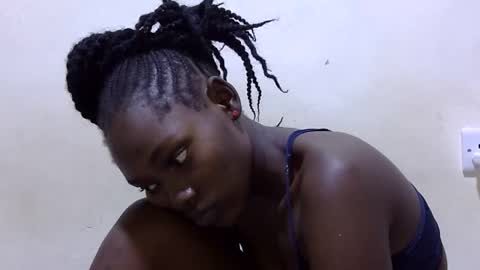 pretty_leila1 online show from 03-15-26, 01:33