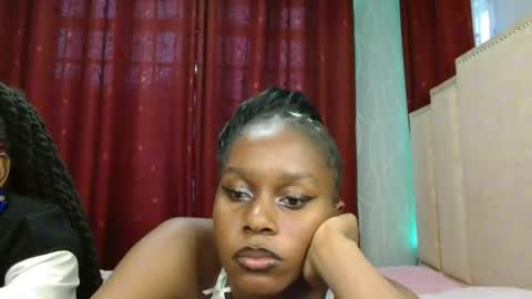 Snapshot of pretty_lioness_ chatting on 02-27-26, 05:18 Pretty online show from 02-27-26, 05:18