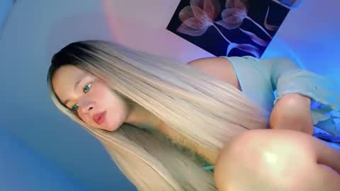 Flor online show from 10-20-25, 09:26