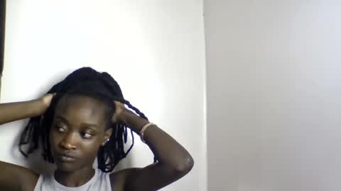 pretty luv1 online show from 07-13-26, 06:22