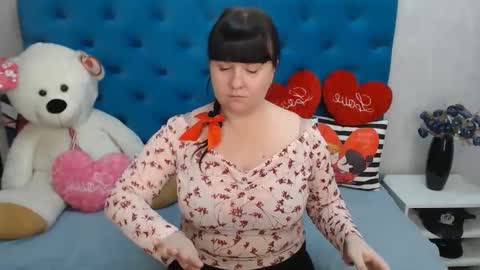 pretty_malika online show from 02-14-25, 08:52