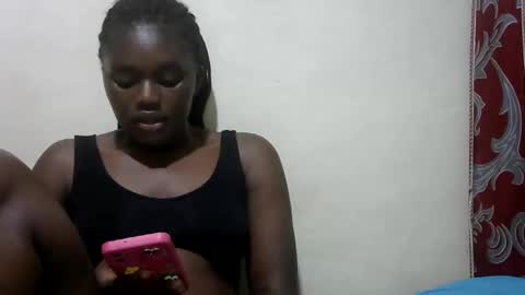 pretty_melan online show from 02-18-26, 03:52
