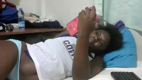 pretty_melan online show from 06-03-26, 03:50