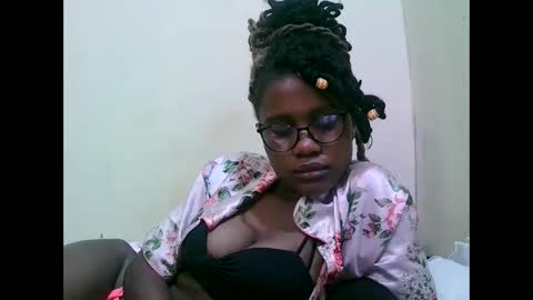pretty_mellan online show from 01-30-25, 08:11