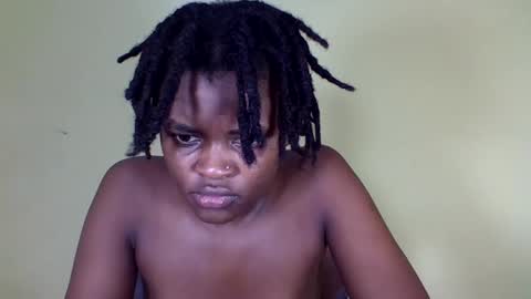 Snapshot of pretty_miya chatting on 12-24-24, 10:11 pretty_miya online show from 12-24-24, 10:11