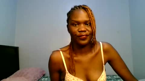 Snapshot of pretty_naya chatting on 06-08-26, 12:05 naya online show from 06-08-26, 12:05
