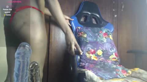 pretty_petite10 online show from 09-22-25, 07:38