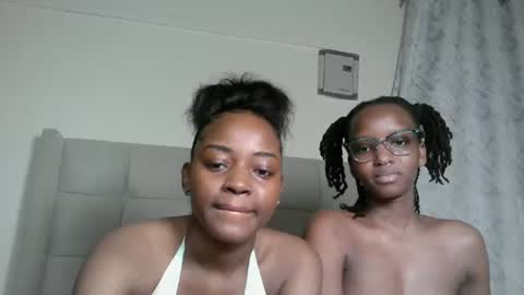 Snapshot of pretty_petite18 chatting on 06-23-26, 11:03 lynn online show from 06-23-26, 11:03