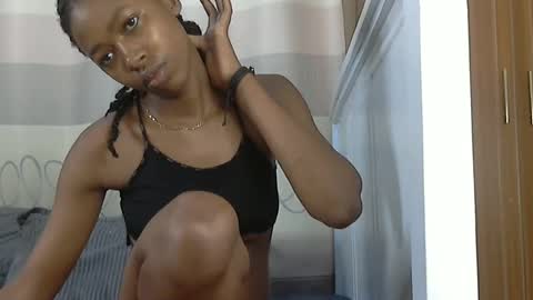 Snapshot of pretty_petite24 chatting on 12-03-24, 06:04 pretty_petite24 online show from 12-03-24, 06:04
