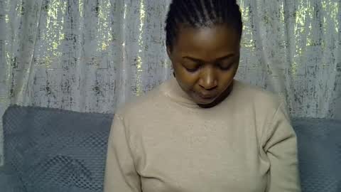 pretty_petite24 online show from 07-13-26, 09:17