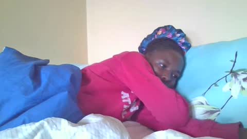 pretty_petite_ebony online show from 12-23-24, 07:38