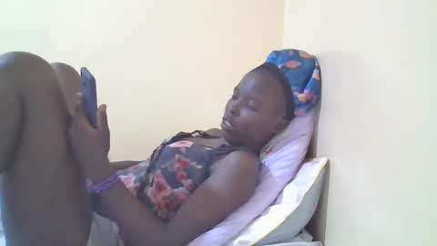 pretty_petite_ebony online show from 01-23-25, 10:44