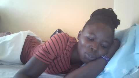 pretty_petite_ebony online show from 02-15-25, 07:49