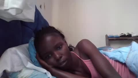 pretty_petite_ebony online show from 09-25-25, 09:46