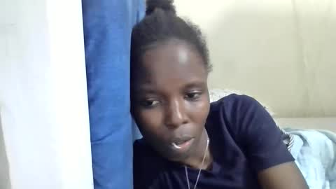 pretty_petite_ebony online show from 05-26-26, 02:07