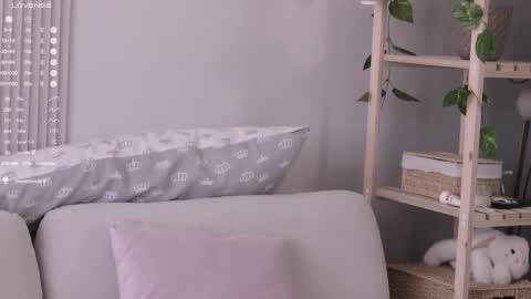 Snapshot of pretty_princess_elina chatting on 03-26-26, 08:53 Elina online show from 03-26-26, 08:53