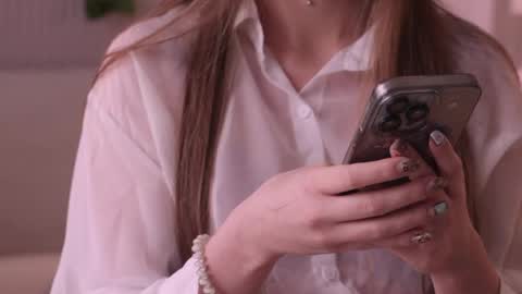 Snapshot of pretty_princess_elina chatting on 04-20-26, 09:56 Elina online show from 04-20-26, 09:56
