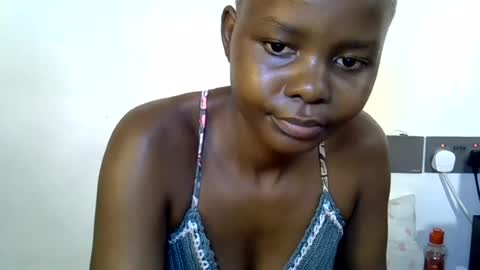 Snapshot of pretty_scooper chatting on 06-12-26, 09:19 pretty_scooper online show from 06-12-26, 09:19