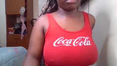 pretty_shila online show from 03-12-26, 10:43