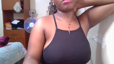 Snapshot of pretty_shila chatting on 05-16-26, 10:36 pretty_shila online show from 05-16-26, 10:36