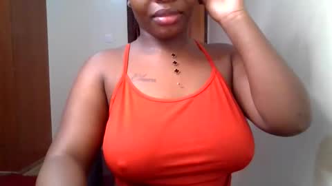 Snapshot of pretty_shila chatting on 06-08-26, 10:21 pretty_shila online show from 06-08-26, 10:21