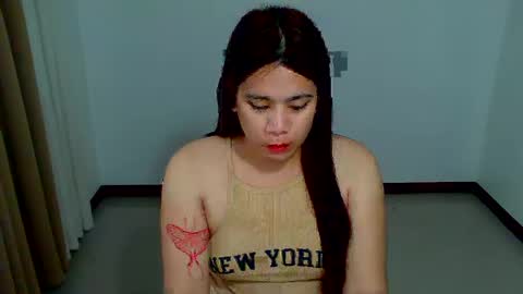 pretty stela online show from 03-04-25, 08:35