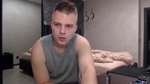 Justin online show from 11-11-25, 05:51