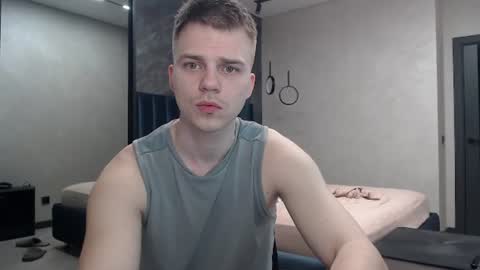 Snapshot of pretty_sweety chatting on 06-29-26, 08:31 Justin online show from 06-29-26, 08:31