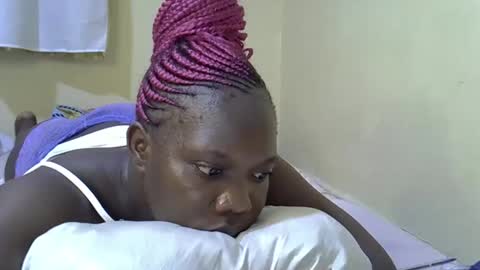 pretty_tiffany7 online show from 05-13-26, 04:32