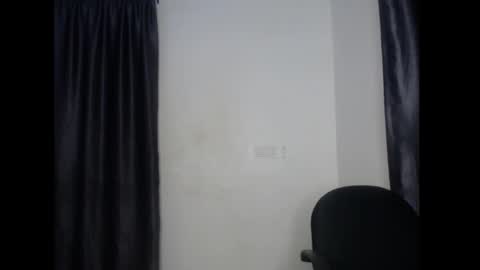 Snapshot of prettybaby6 chatting on 02-12-26, 06:36 helen online show from 02-12-26, 06:36