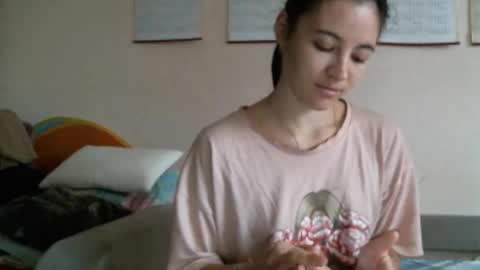 Bella online show from 10-26-25, 04:51