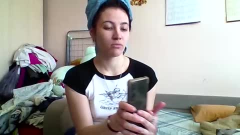 Bella online show from 03-26-26, 08:53