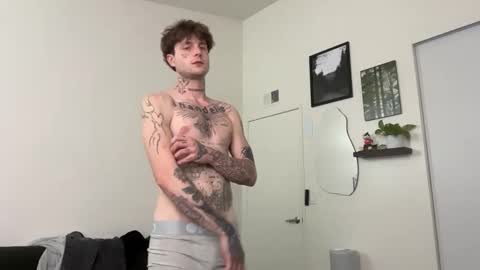 pretty boy online show from 06-09-26, 03:51