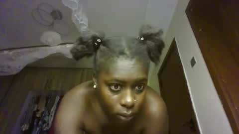 Snapshot of prettydulce chatting on 06-08-26, 03:40 prettydulce online show from 06-08-26, 03:40