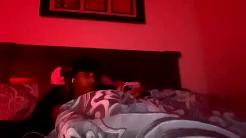 prettyfacefemale online show from 10-15-25, 08:58