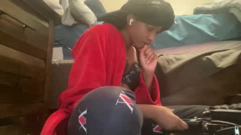 Snapshot of prettyfacefemale chatting on 04-22-26, 06:53 prettyfacefemale online show from 04-22-26, 06:53