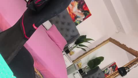 Snapshot of prettyjuliax chatting on 12-06-24, 08:29 prettyjuliax online show from 12-06-24, 08:29