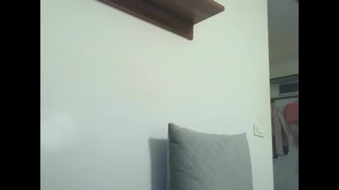 prettyjulliette online show from 01-11-26, 11:15