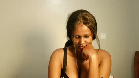 Snapshot of prettykeilaa chatting on 05-25-26, 08:04 prettykeilaa online show from 05-25-26, 08:04