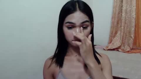 Snapshot of prettykhelcy chatting on 09-27-25, 11:37 prettykhelcy online show from 09-27-25, 11:37