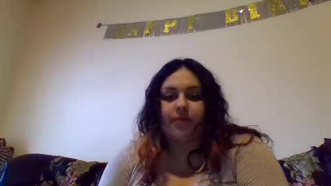 Snapshot of prettylillyy02 chatting on 02-21-25, 03:21 lilly333 online show from 02-21-25, 03:21