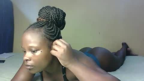 Melly online show from 12-18-25, 06:41