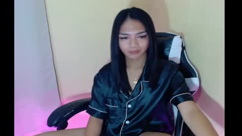 Snapshot of prettymiya chatting on 09-08-25, 02:27 Miya 3 online show from 09-08-25, 02:27