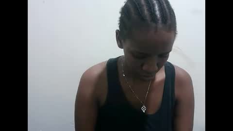 Snapshot of prettynana2 chatting on 12-22-25, 08:06 nana online show from 12-22-25, 08:06