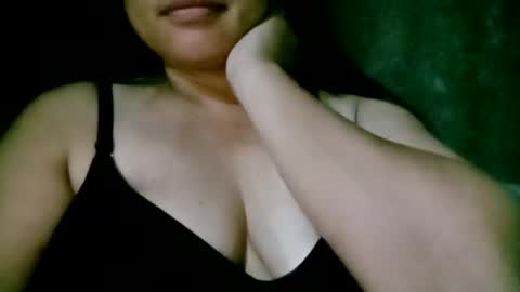 Snapshot of prettyneca5991 chatting on 10-17-25, 05:48 prettyneca5991 online show from 10-17-25, 05:48