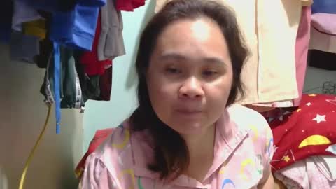 Snapshot of prettynhing chatting on 12-14-24, 01:38 Nhing online show from 12-14-24, 01:38