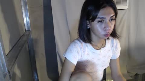 Snapshot of prettyodette chatting on 11-14-25, 03:27 Odette online show from 11-14-25, 03:27