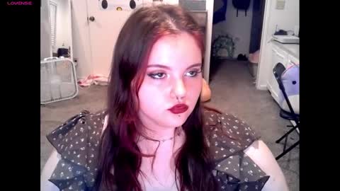 pretttypearl online show from 09-09-25, 09:20